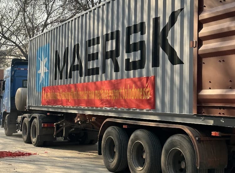 热烈祝贺万利圆锯机出口印尼