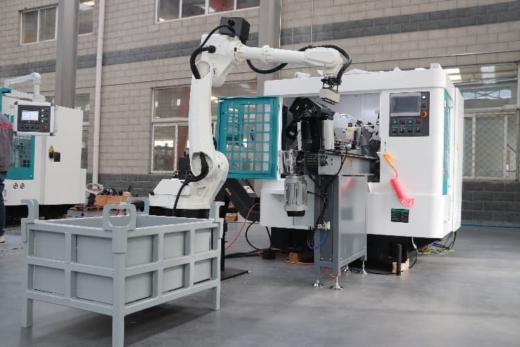 万利机械高速圆锯机+桁架机械手：智造未来，高效精准的完美组合